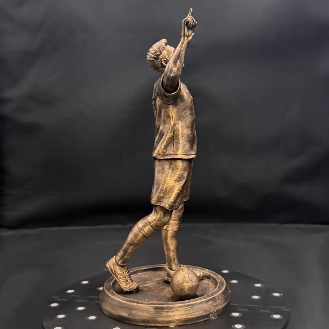 Lionel Messi Resin Action Figure – PG Edition | Premium Football Player Showpiece for Fans, Kids & Collectors | Bronze Finish Sports Collectible for Home & Office Décor