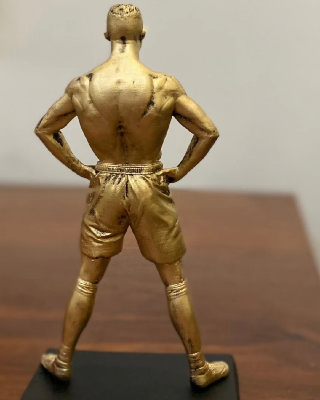 Cristiano Ronaldo Resin Action Figure – PG Edition | Premium Football Player Showpiece for Fans, Kids & Collectors | Bronze Finish Sports Collectible for Home & Office Décor