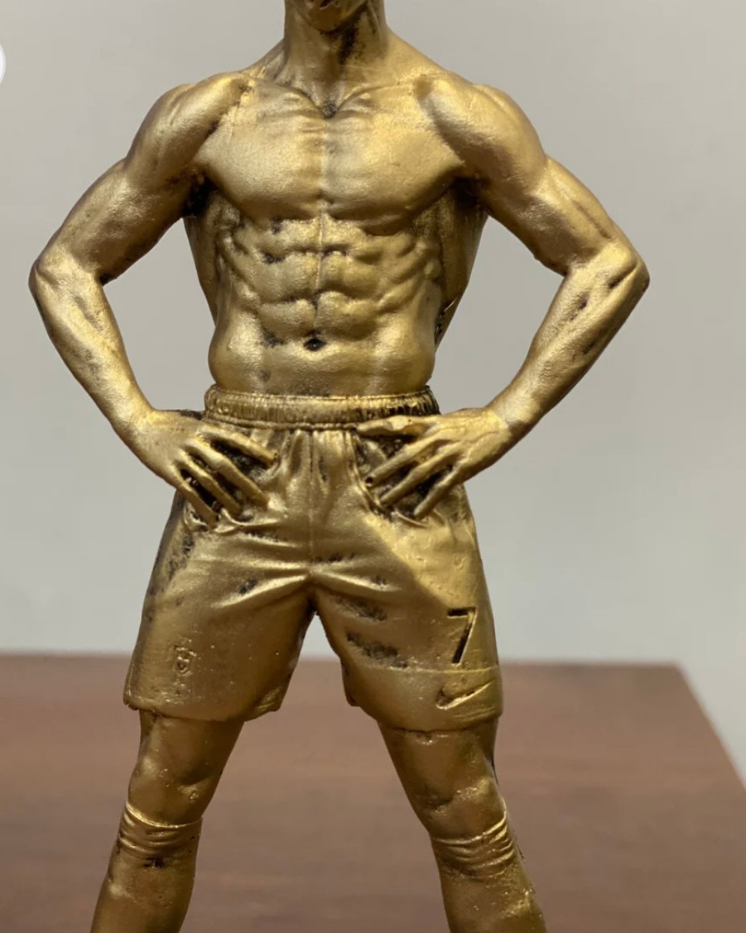 Cristiano Ronaldo Resin Action Figure – PG Edition | Premium Football Player Showpiece for Fans, Kids & Collectors | Bronze Finish Sports Collectible for Home & Office Décor