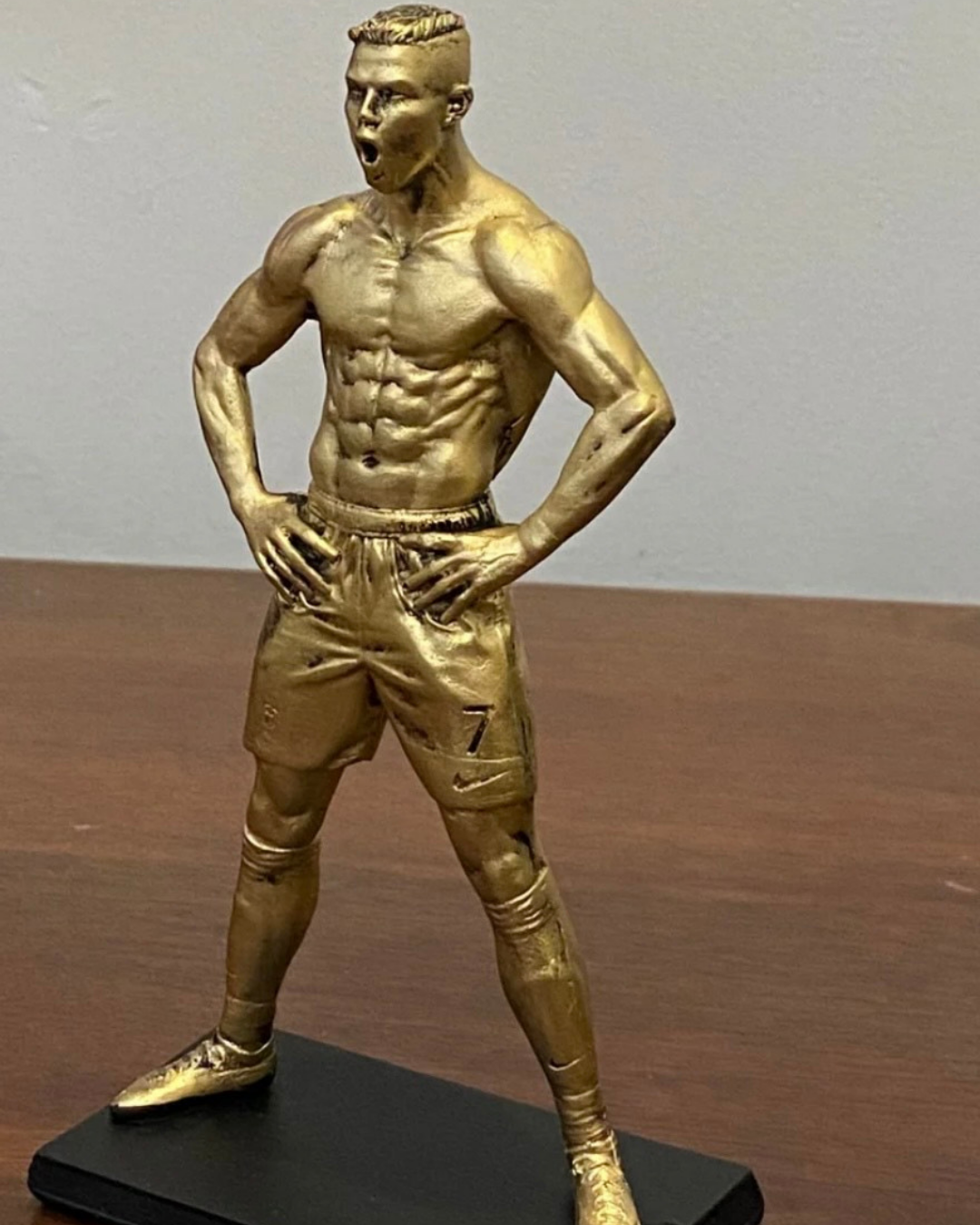 Cristiano Ronaldo Resin Action Figure – PG Edition | Premium Football Player Showpiece for Fans, Kids & Collectors | Bronze Finish Sports Collectible for Home & Office Décor