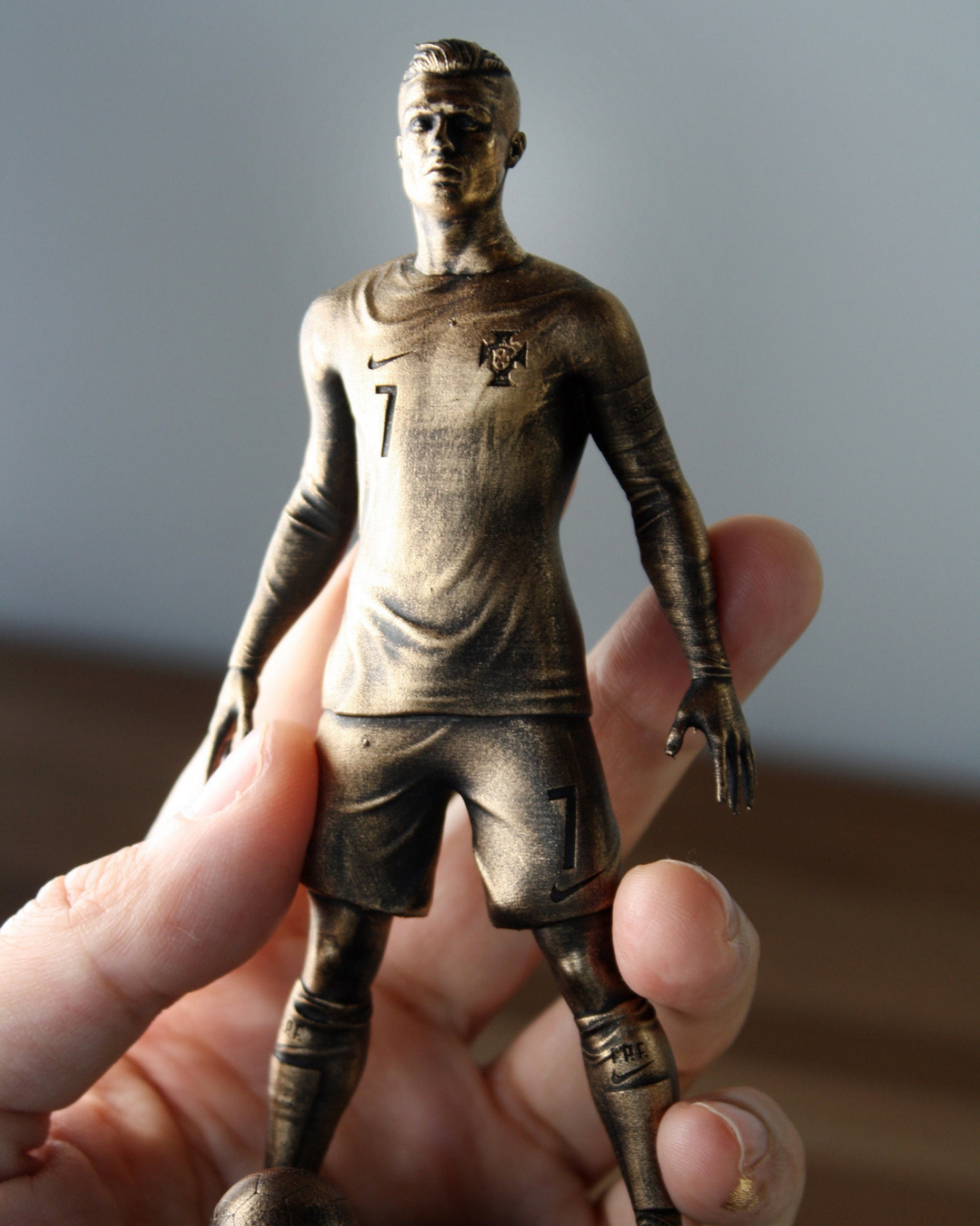 Football Player Resin Figure – Ronaldo PG Edition – Premium Sports Action Figure for Fans, Kids & Collectors – Detailed Design, Ideal for Display & Gifting